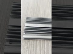 Μηχανές 6063-T5 Αλουμινίου Heatsink Extrusions με επεξεργασία επιφάνειας με αλοδίνη