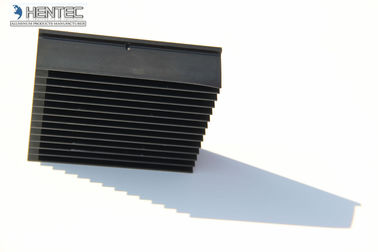 Εξωθήσεις Heatsink αλουμινίου μαύρης υποβολής σε ανοδική οξείδωση που σφυρηλατούν το cOem ρίψεων κύβων