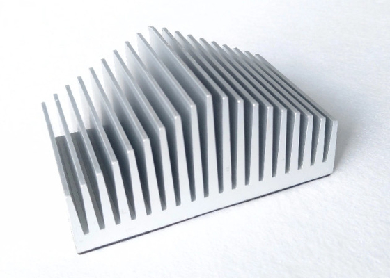 ISO9001 σχεδιαγράμματα εξώθησης Heatsink αργιλίου που υποβάλλουν σε ανοδική οξείδωση για την ηλεκτρονική