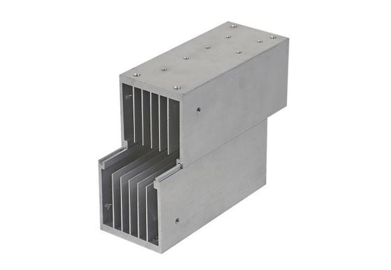 Γκρίζο 6063 εξωθημένο κράμα αργίλιο Heatsink