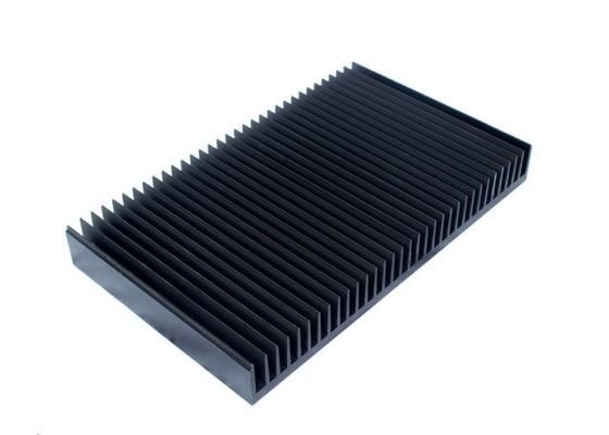 Μαύρα σχεδιαγράμματα T66 εξώθησης Heatsink αργιλίου με την τελειωμένη κατεργασία